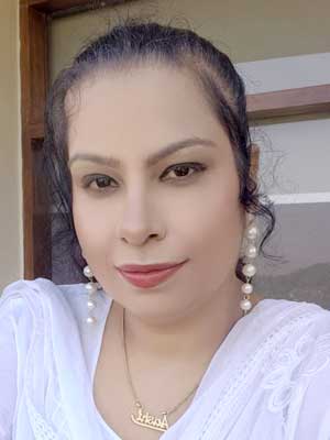 Dr Arvindar Kaur
